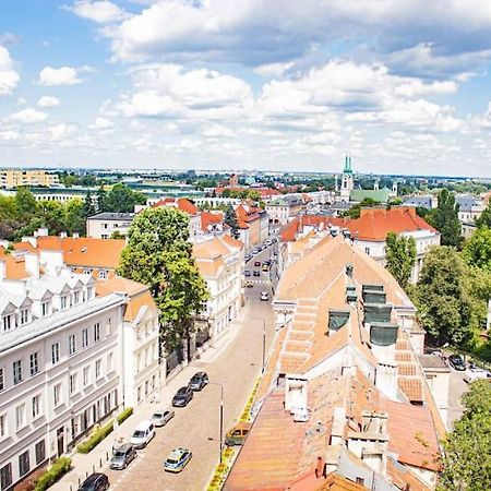 Central Apartment With Balcony And Views, Old Town, Metro Varşovia Exterior foto